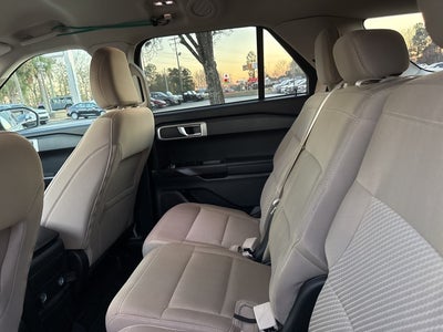 2023 Ford Explorer Base