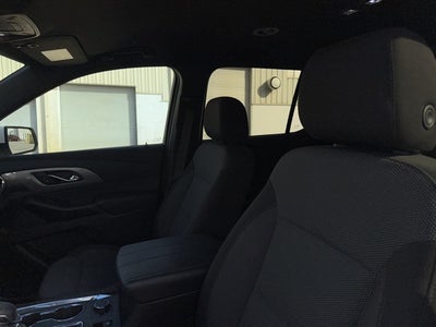 2023 Chevrolet Traverse FWD LT Cloth