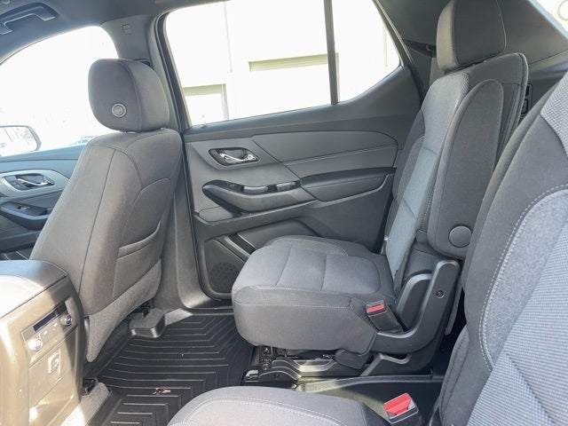 2023 Chevrolet Traverse FWD LT Cloth