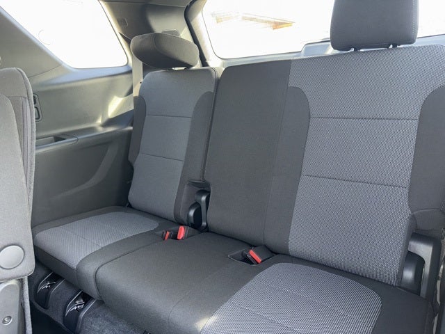 2023 Chevrolet Traverse FWD LT Cloth