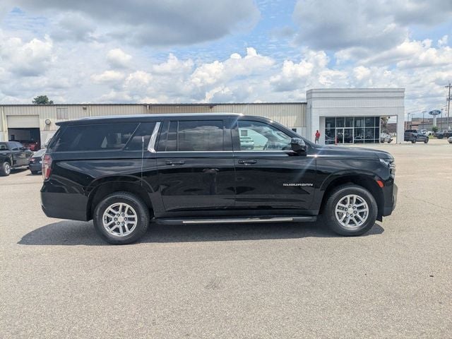 2023 Chevrolet Suburban 2WD LT