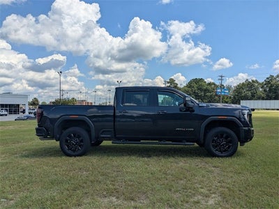 2024 GMC Sierra 2500HD 4WD Crew Cab Standard Bed AT4