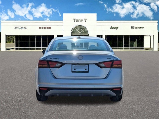 2024 Nissan Altima SV FWD
