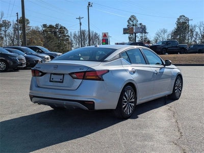 2024 Nissan Altima SV FWD