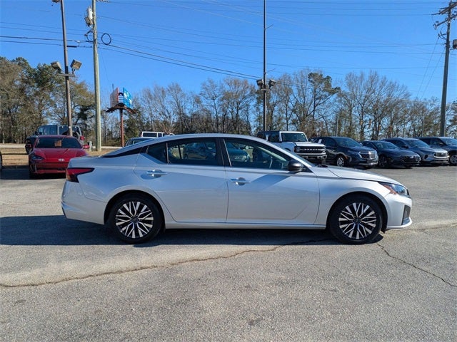 2024 Nissan Altima SV FWD