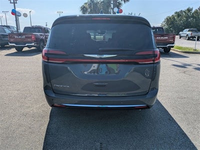 2025 Chrysler Pacifica PACIFICA SELECT