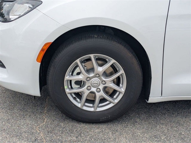 2026 Chrysler Voyager VOYAGER LX