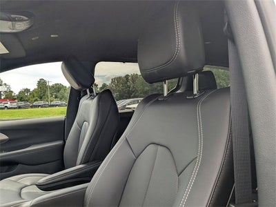 2026 Chrysler Voyager VOYAGER LX