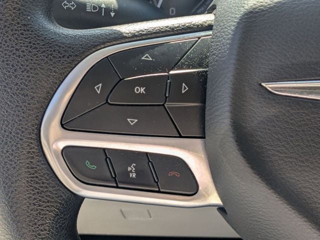 2021 Chrysler Voyager LXI