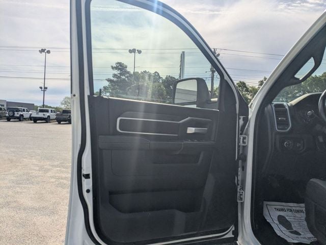 2024 RAM 3500 Big Horn Crew Cab 4x4 8' Box