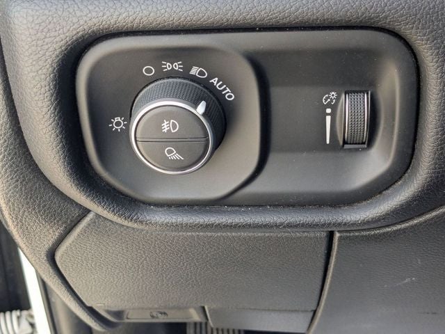 2024 RAM 3500 Big Horn Crew Cab 4x4 8' Box