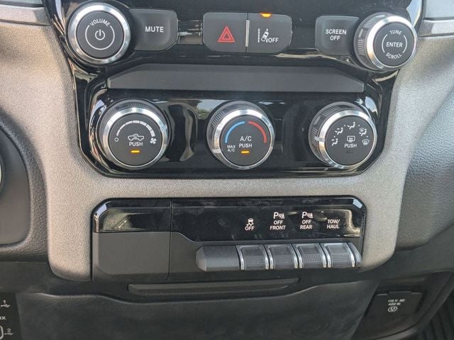 2026 RAM 1500 RAM 1500 WARLOCK CREW CAB 4X4 5'7' BOX