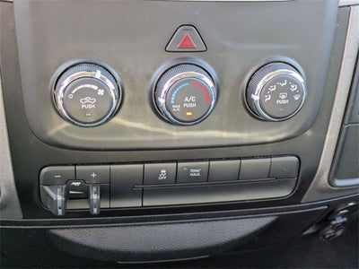 2018 RAM 2500 Tradesman Crew Cab 4x2 6'4' Box