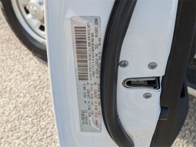 2018 RAM 2500 Tradesman Crew Cab 4x2 6'4' Box