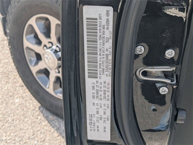 2019 RAM 2500 Longhorn Crew Cab 4x4 6'4' Box