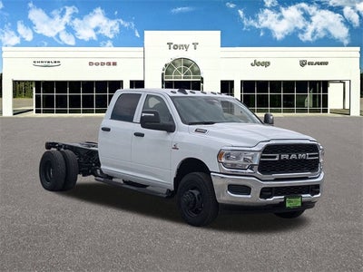 2024 RAM Ram 3500 Chassis Cab Tradesman