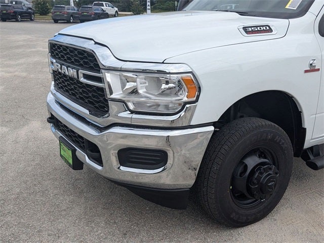 2024 RAM Ram 3500 Chassis Cab Tradesman