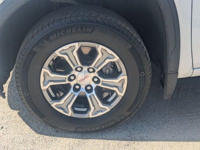2025 GMC Sierra 1500 2WD Crew Cab Short Box SLT