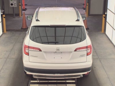2021 Honda Pilot AWD Touring 8 Passenger
