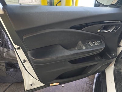 2021 Honda Pilot AWD Touring 8 Passenger