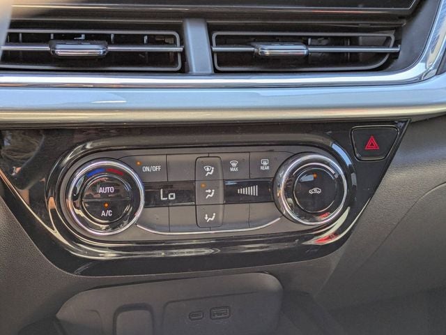 2025 Chevrolet Trax FWD LT