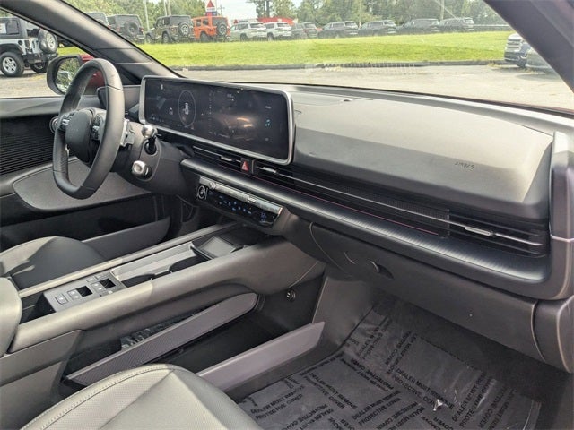 2025 Hyundai IONIQ 6 SEL