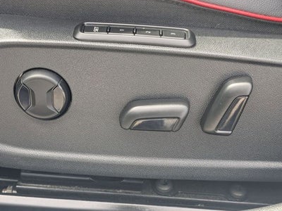 2022 Volkswagen Golf GTI 2.0T SE