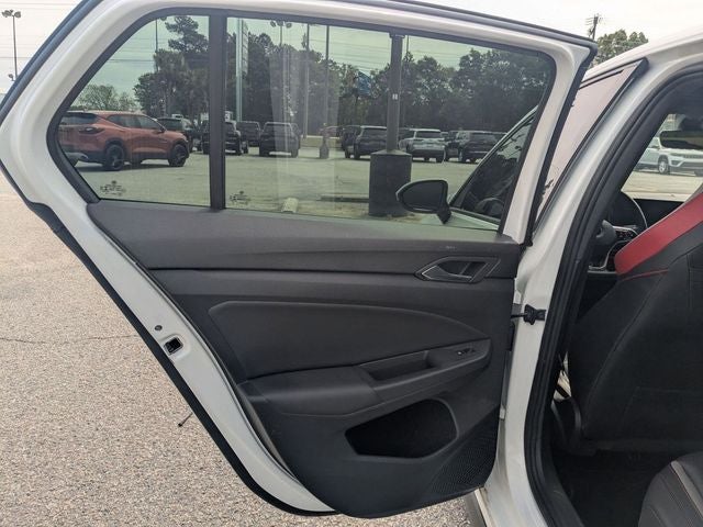 2022 Volkswagen Golf GTI 2.0T SE