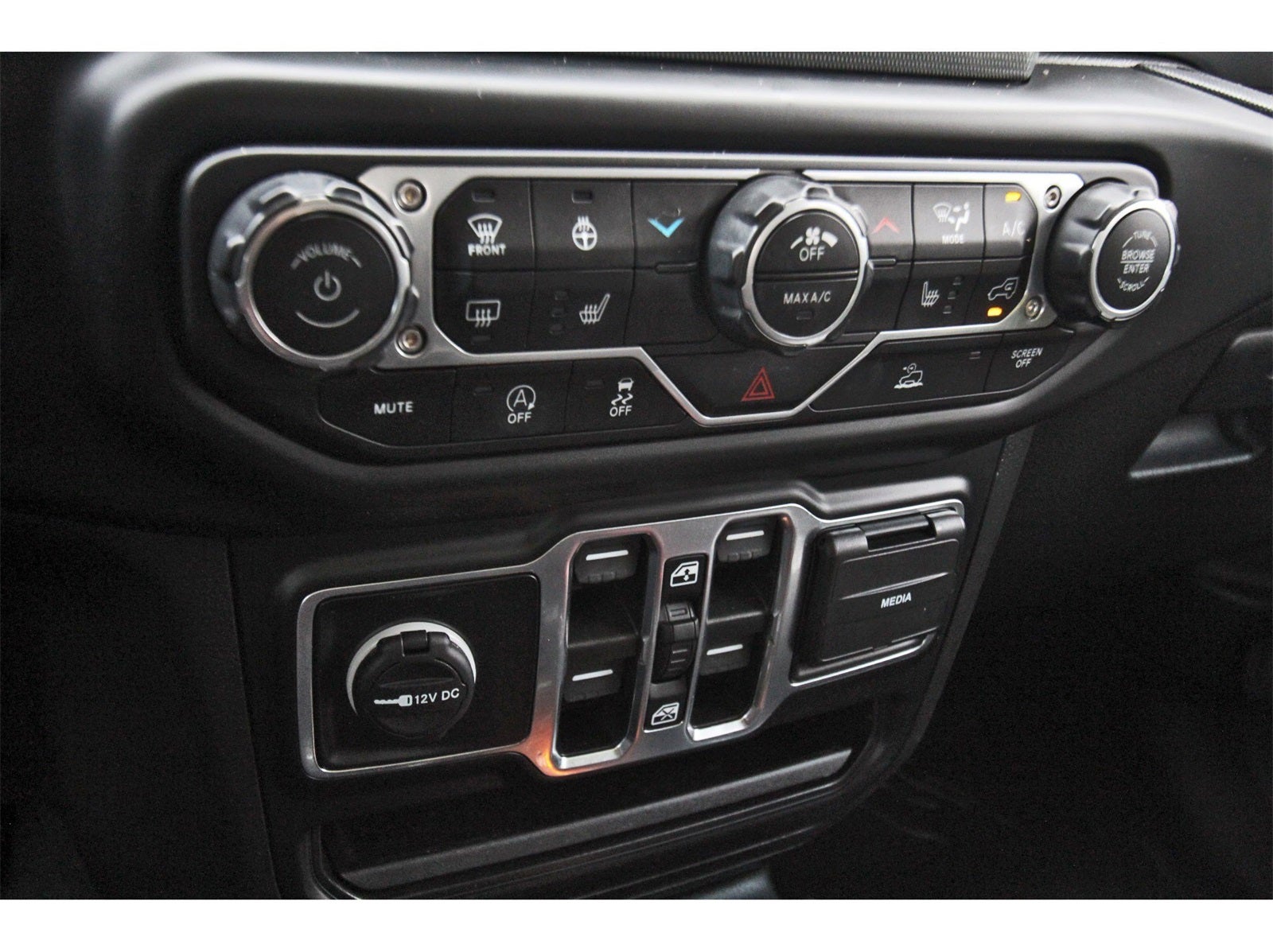 2023 Jeep Wrangler Willys