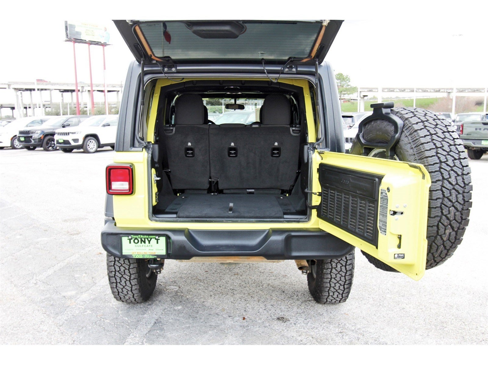 2023 Jeep Wrangler Willys