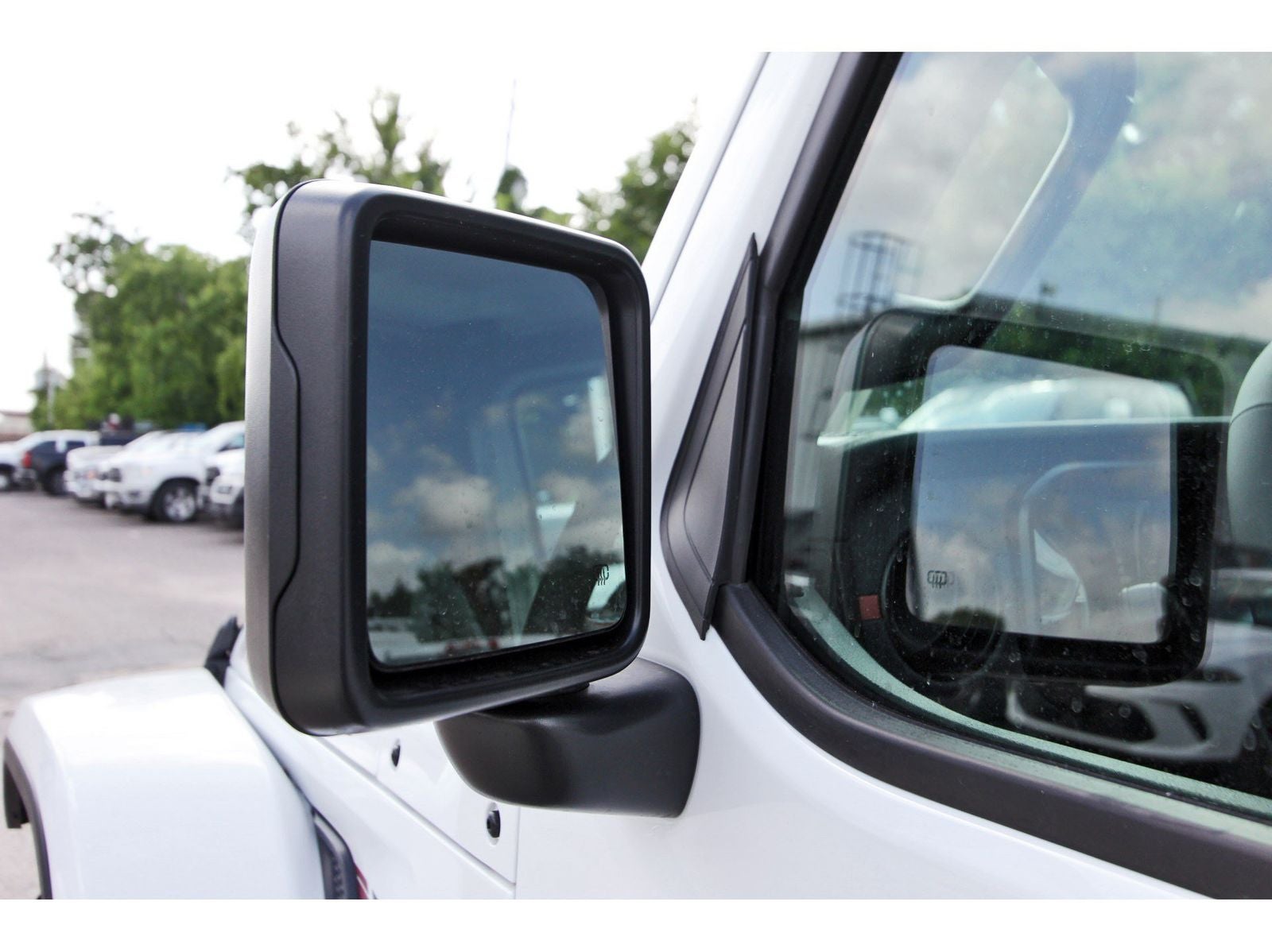 2026 Jeep Wrangler Willys JEEP WRANGLER 4-DOOR SPORT