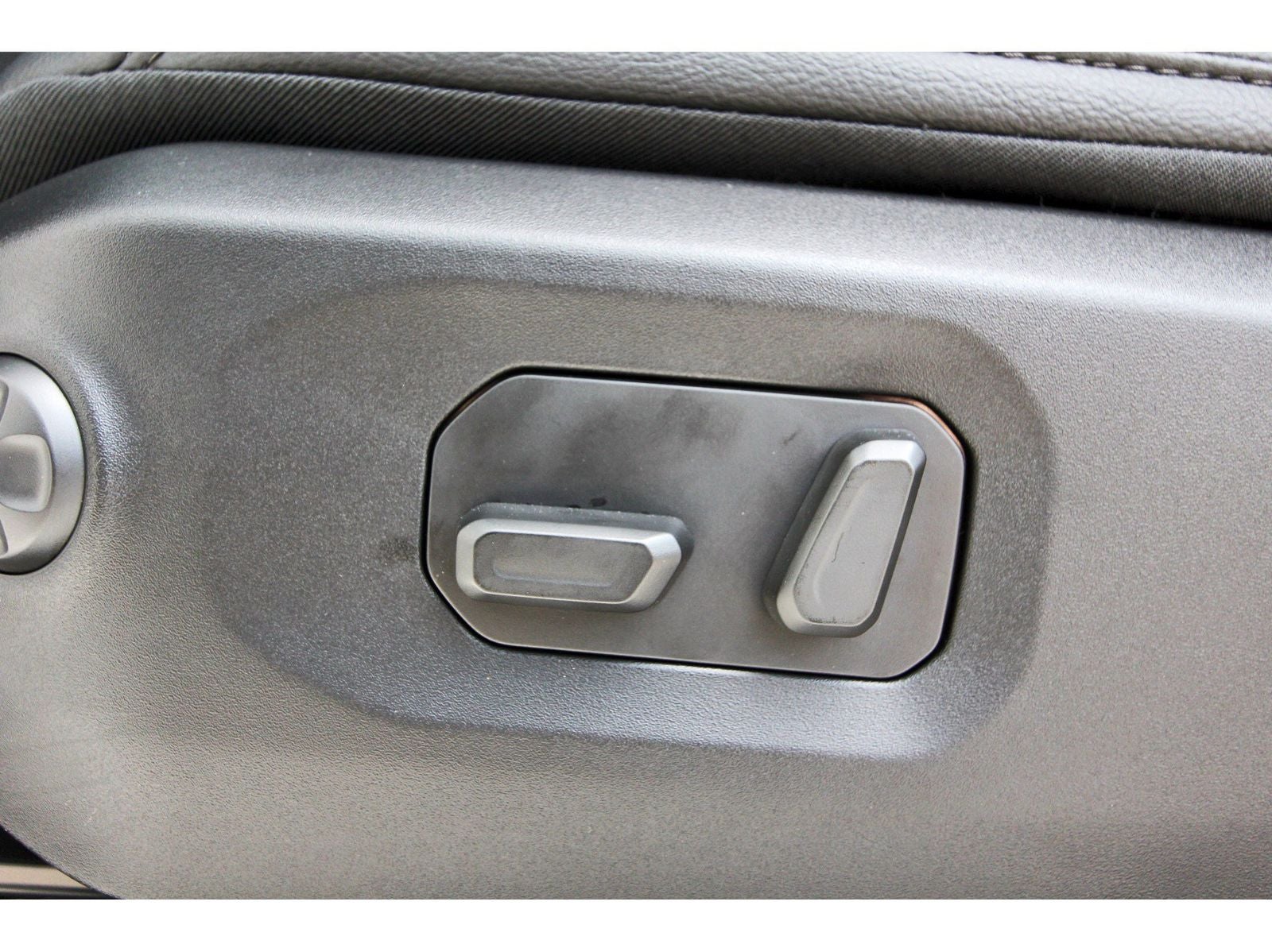 2026 Jeep Wrangler Sahara 4 Door 4x4