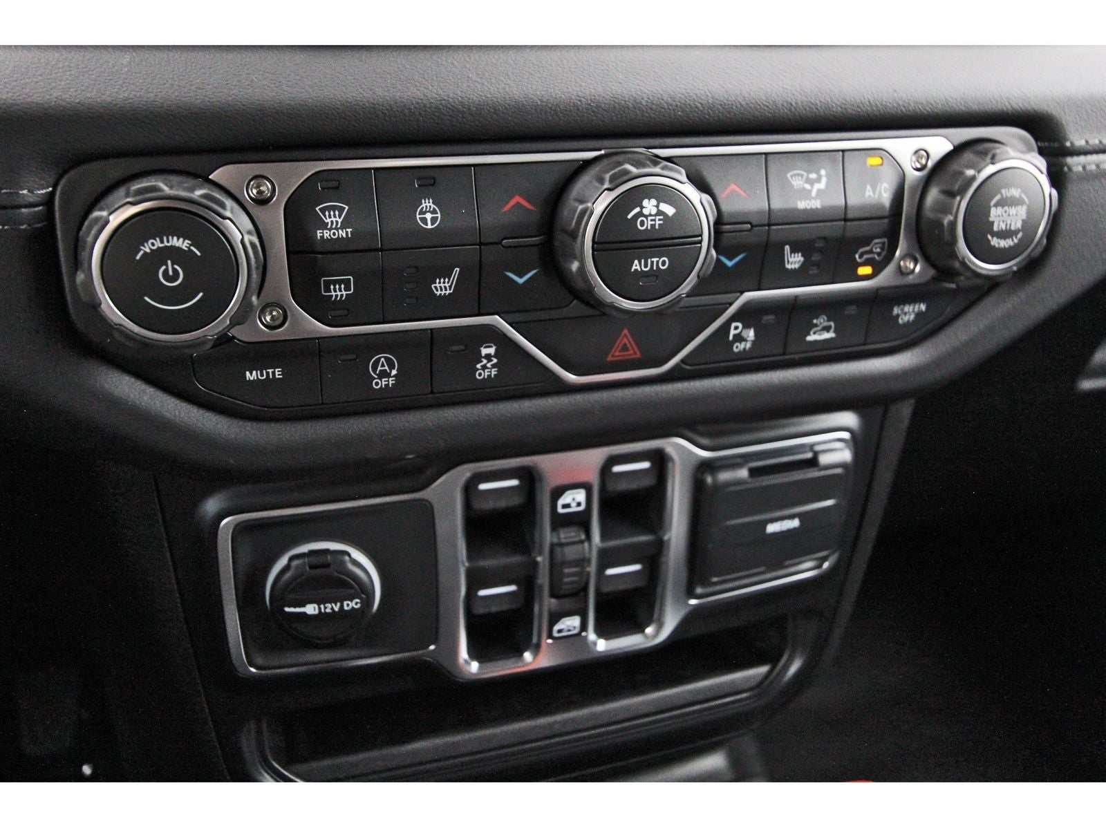 2026 Jeep Wrangler Sahara 4 Door 4x4
