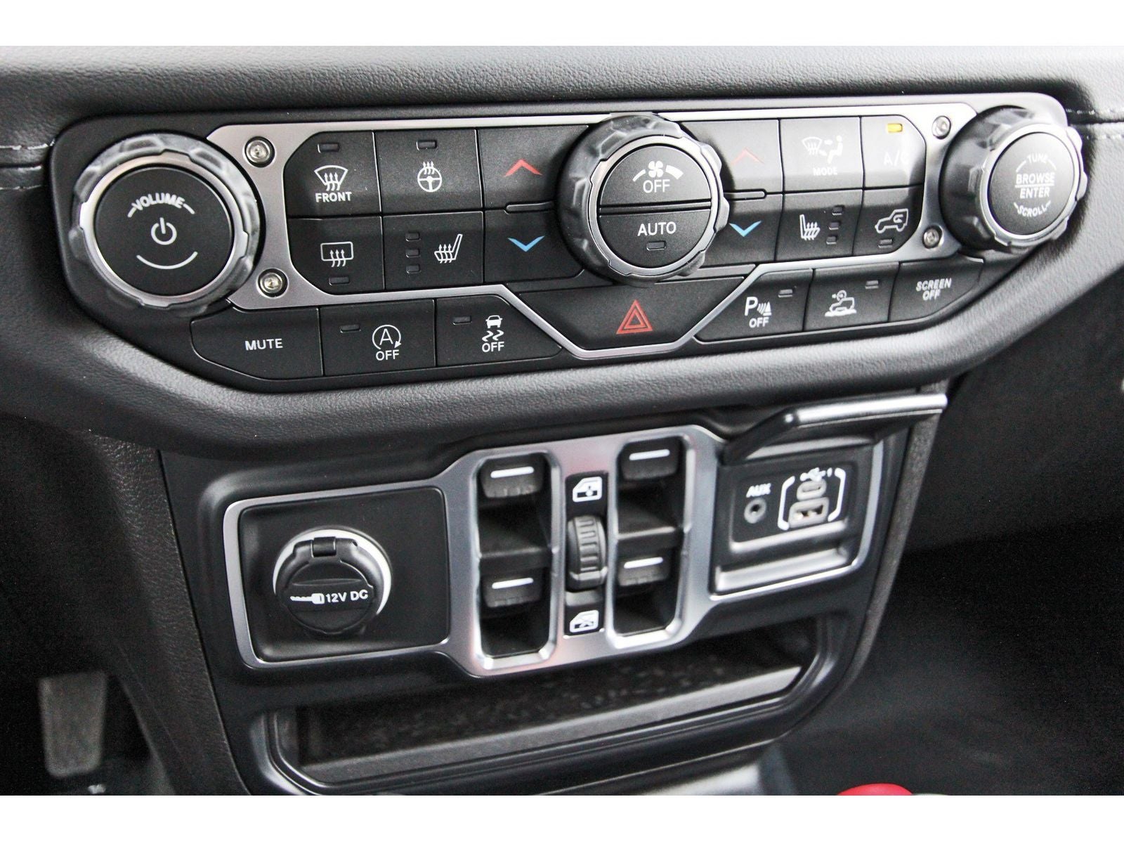 2026 Jeep Wrangler Sahara 4 Door 4x4