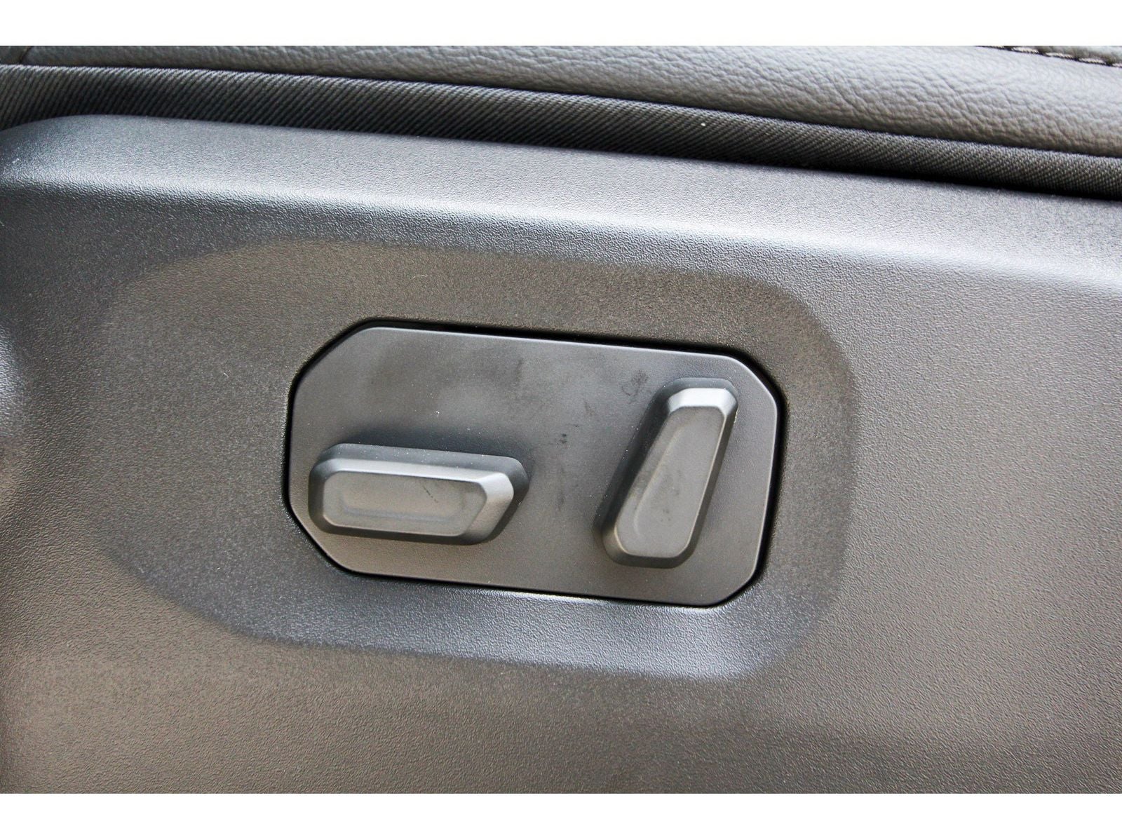 2026 Jeep Wrangler Sahara 4 Door 4x4