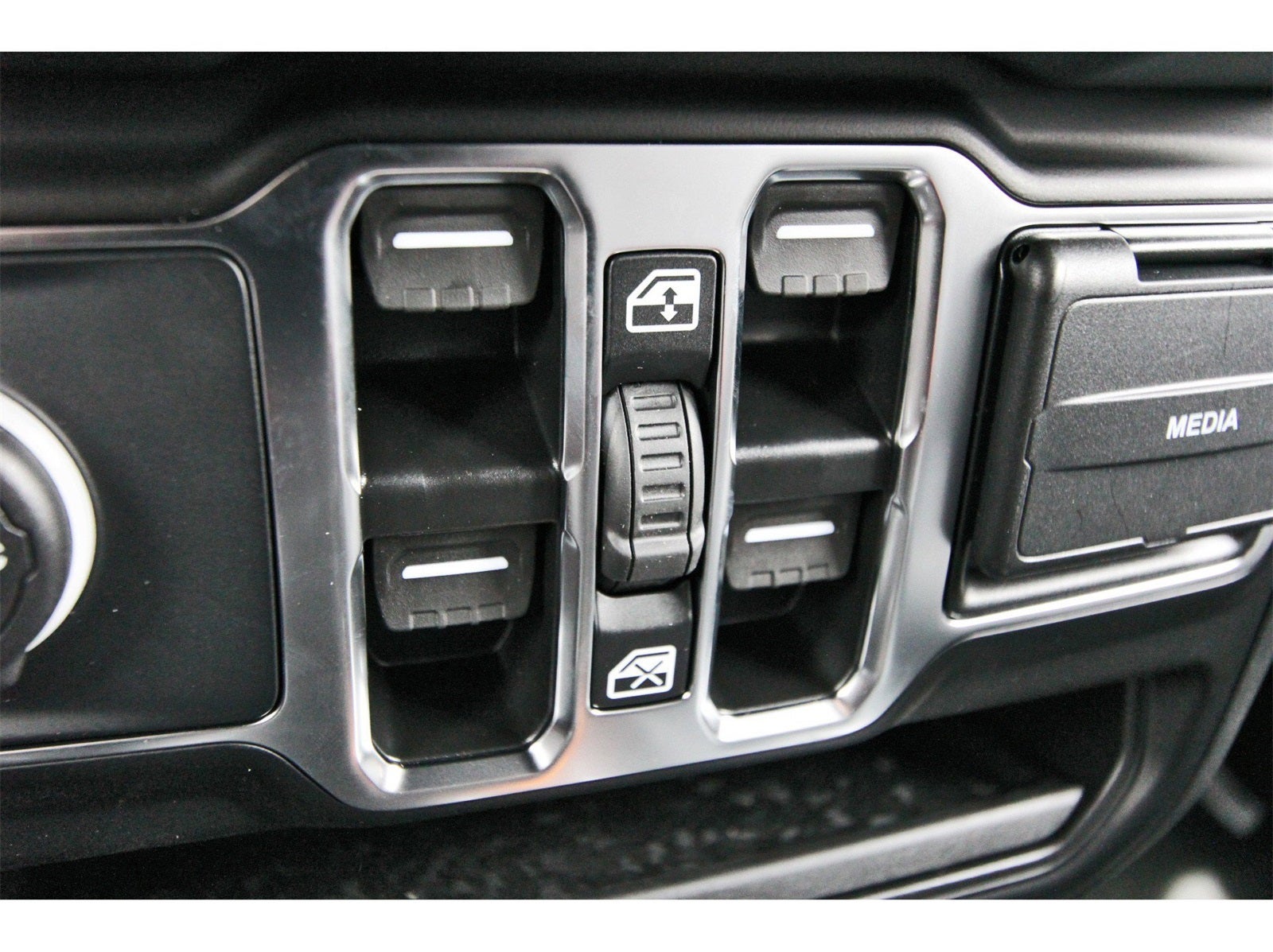 2025 Jeep Wrangler Sahara 4 Door 4x4