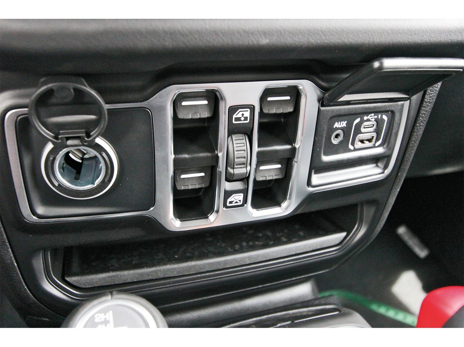 2025 Jeep Wrangler Sahara 4 Door 4x4