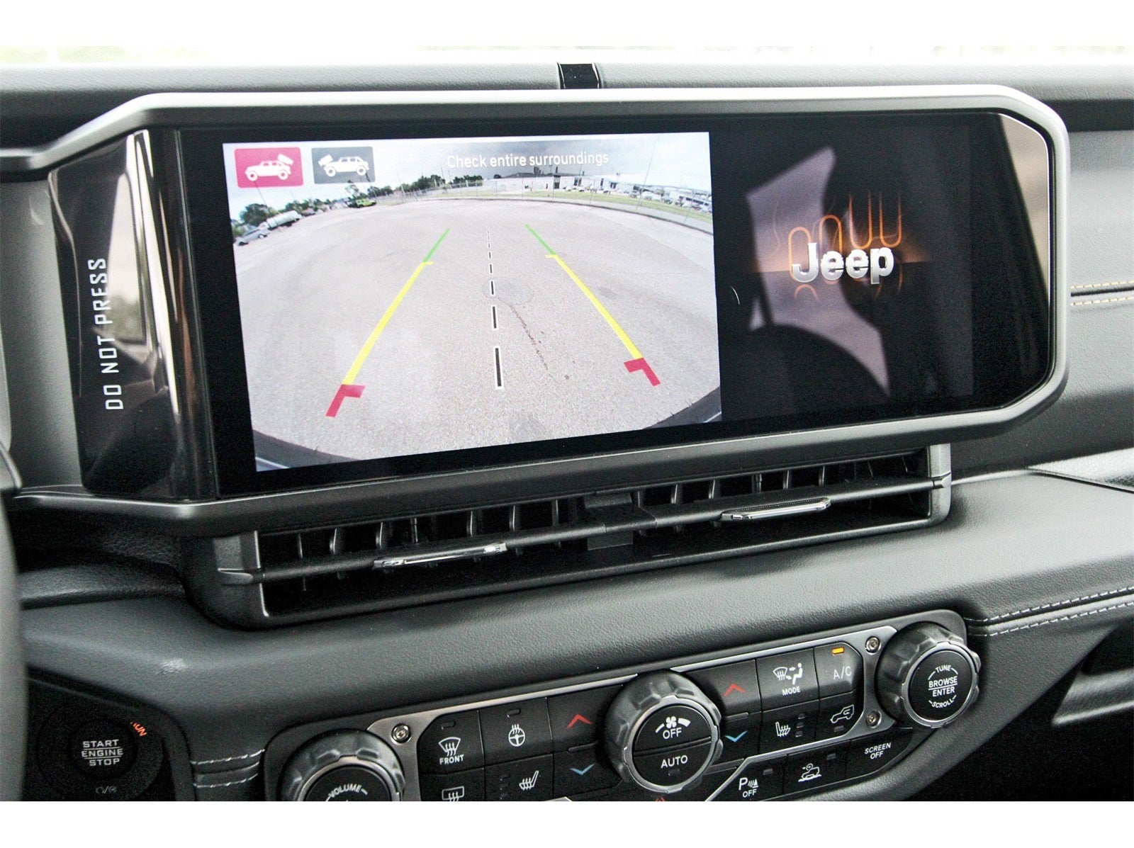 2025 Jeep Wrangler Sahara 4 Door 4x4