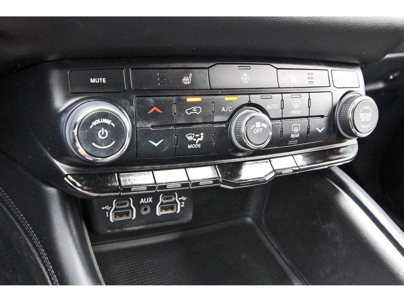 2024 Dodge Durango SXT