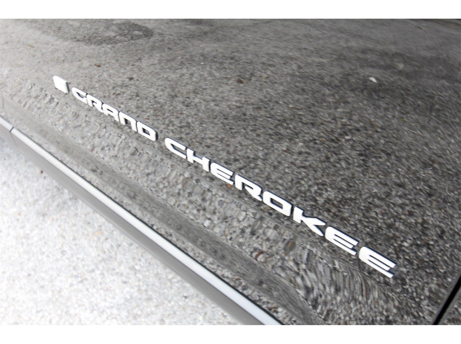 2025 Jeep Grand Cherokee Laredo X 4x2