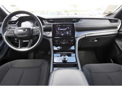 2025 Jeep Grand Cherokee Laredo X 4x2