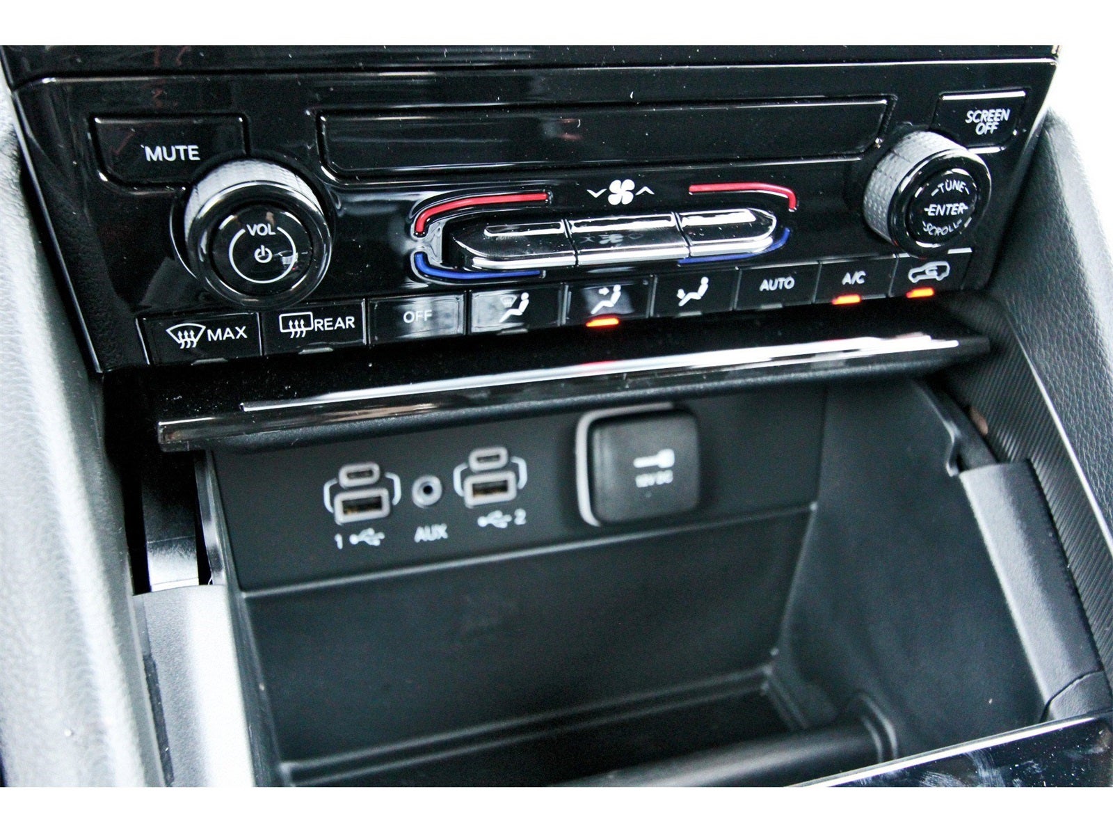 2025 Jeep Grand Cherokee Laredo X 4x2