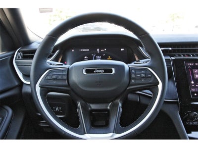 2025 Jeep Grand Cherokee Altitude X 4x2