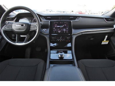 2025 Jeep Grand Cherokee Laredo X 4x2