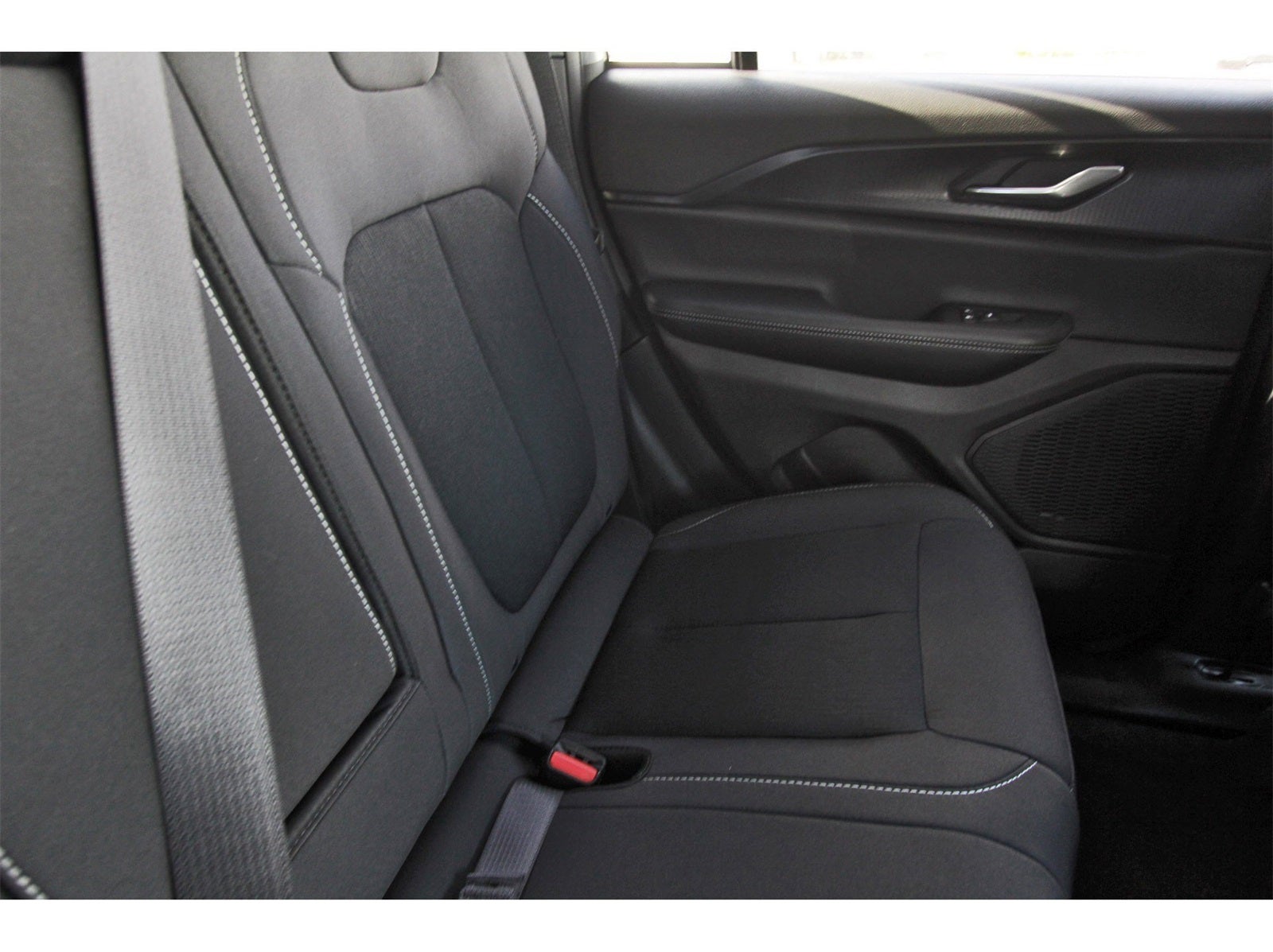 2025 Jeep Grand Cherokee Laredo X 4x2