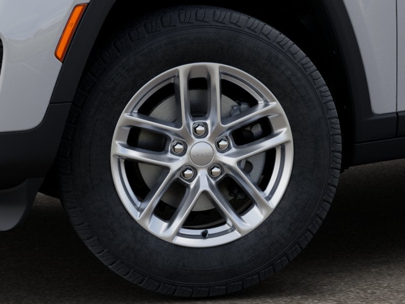 2026 Jeep Grand Cherokee Laredo X 4x2