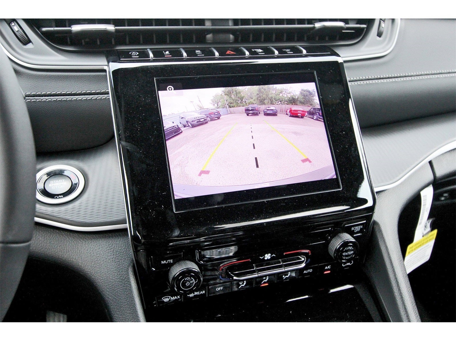 2025 Jeep Grand Cherokee Laredo X 4x2