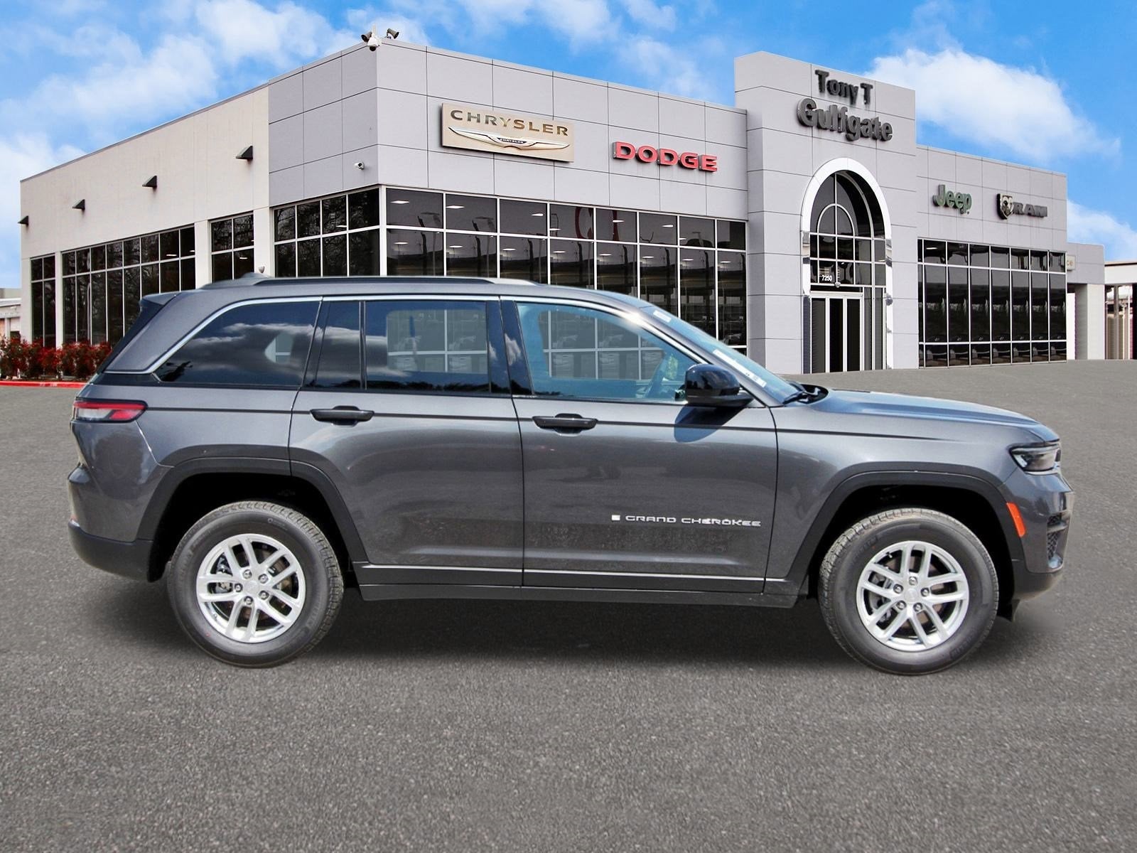 2025 Jeep Grand Cherokee Laredo X 4x2