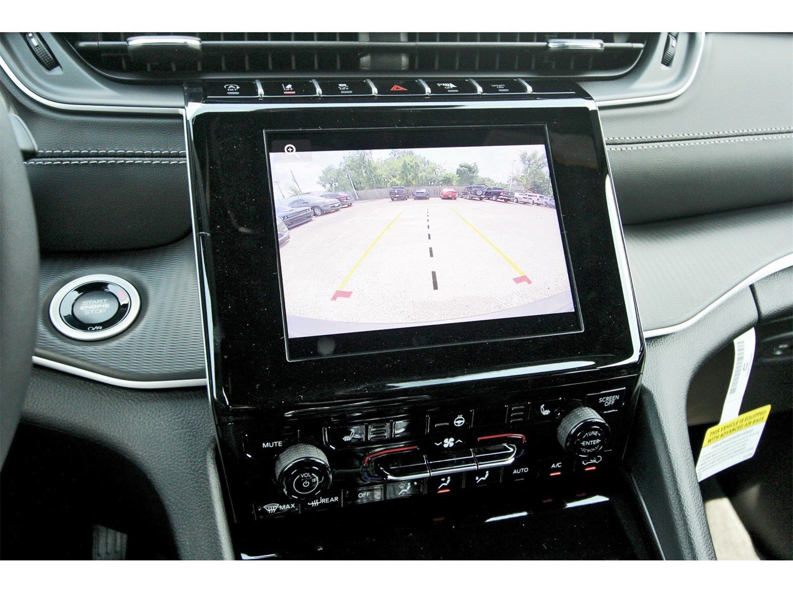 2025 Jeep Grand Cherokee Laredo X 4x2