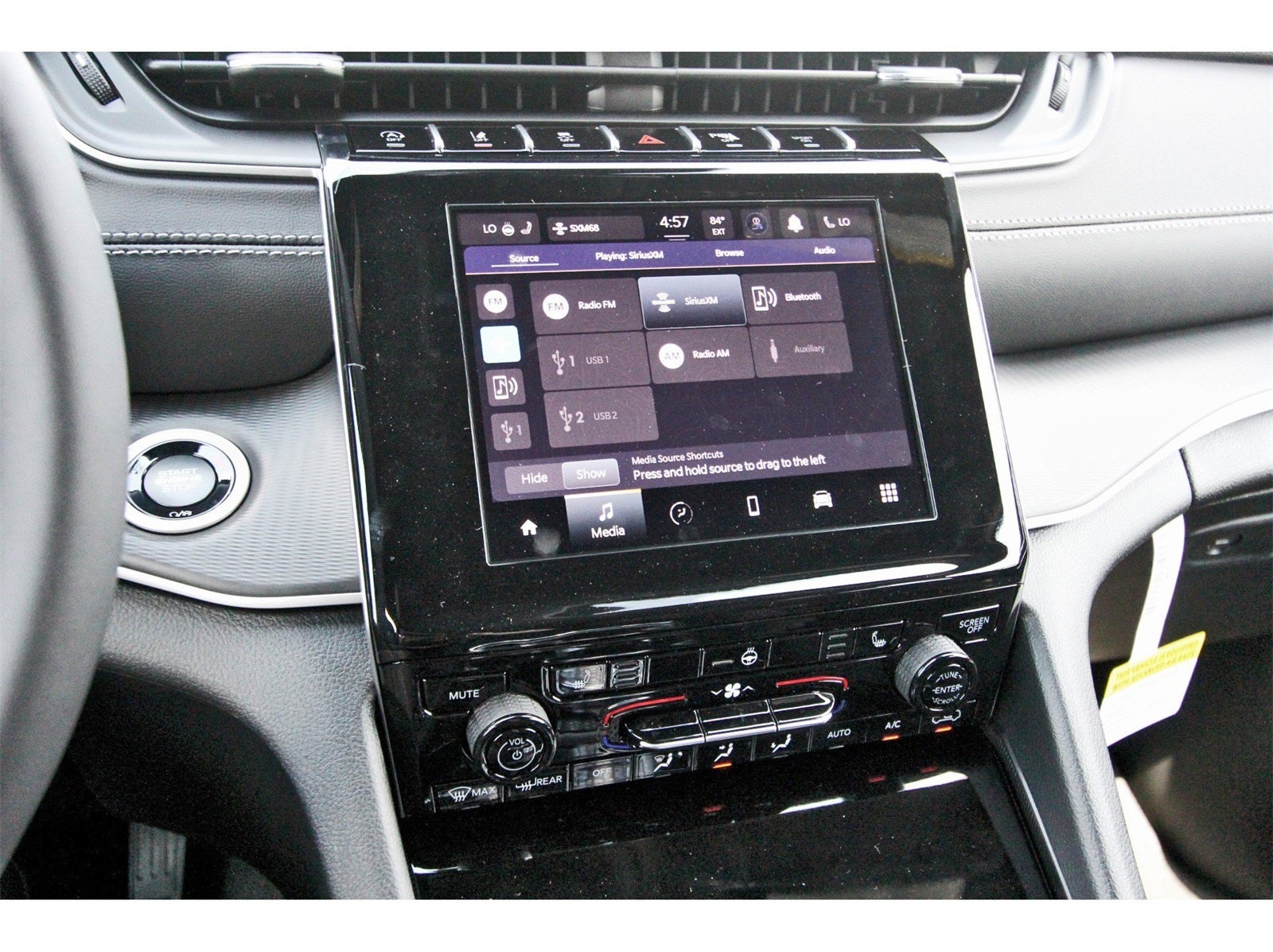 2025 Jeep Grand Cherokee Laredo X 4x2